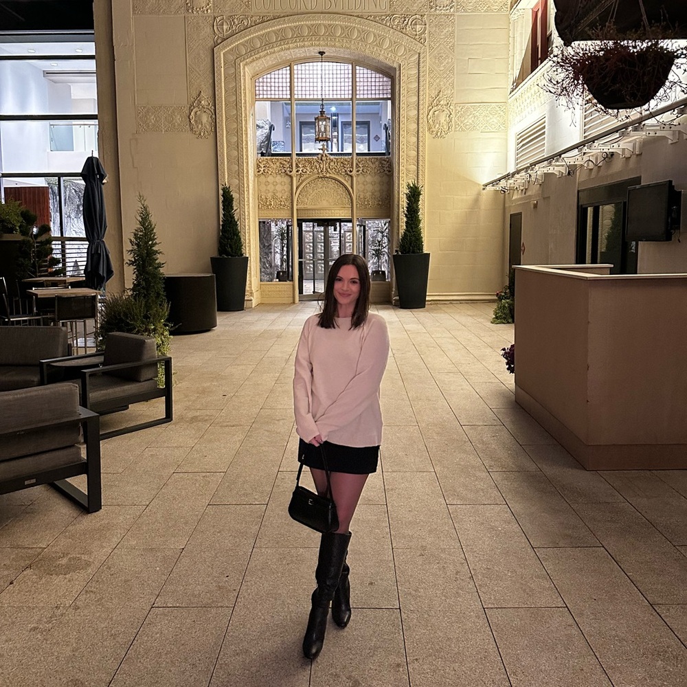 Meet your Posher, Alex